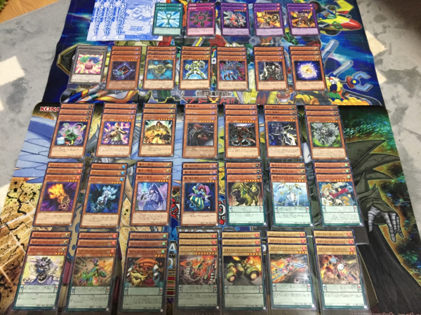 リーズナブルな価格】 遊戯王 引退 まとめ プレイマット ケース