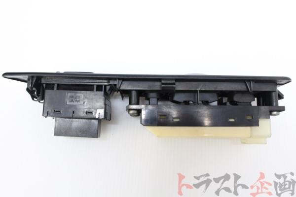 2909219 パワーウィンドウスイッチ運転席側 GT-R BNR32 後期