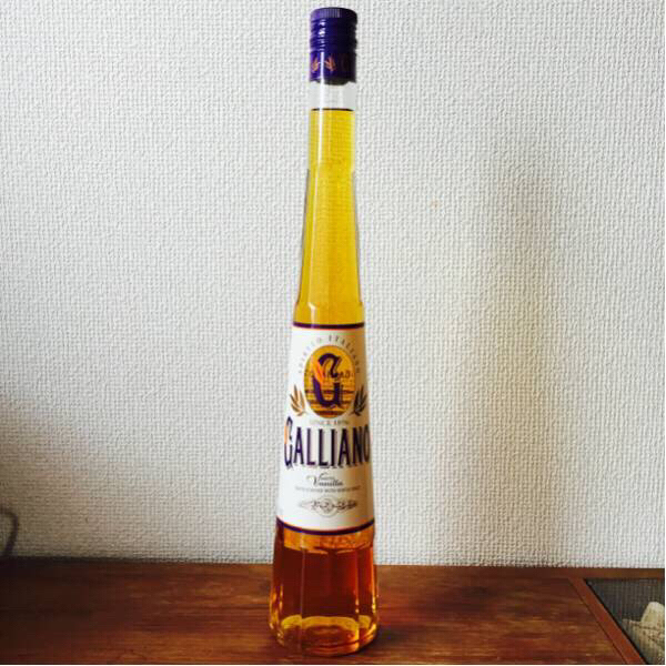 飲料・酒 【古酒】 ガリアーノ リキュール 30% 700ml オールドボトル