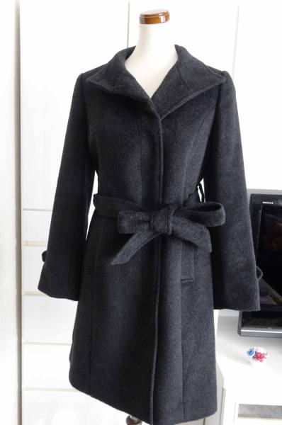 新品タグ付き☆エマジェイムス EMMAJAMES グレー色コート 9号