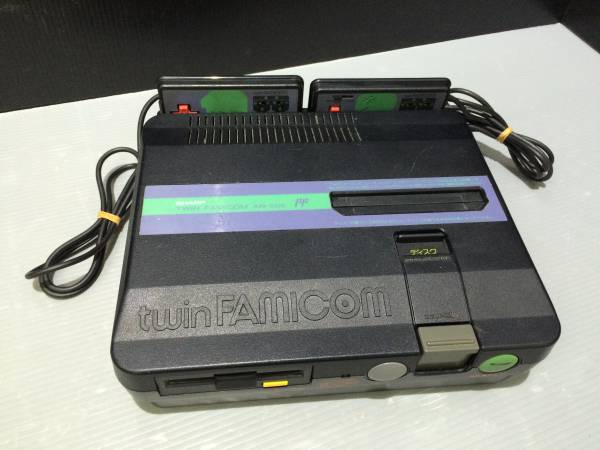 シャープ ツインファミコン AN-505-BK ジャンク 部品取り