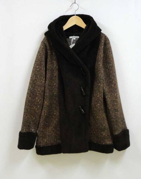 裏起毛ニット×やわらかボアのトグルボタンコート茶11号【355】