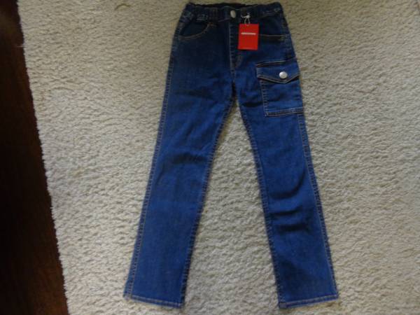 ☆新品☆　ミキハウスのジーンズ　130cm