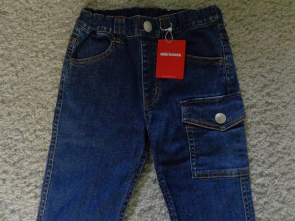 ☆新品☆　ミキハウスのジーンズ　130cm