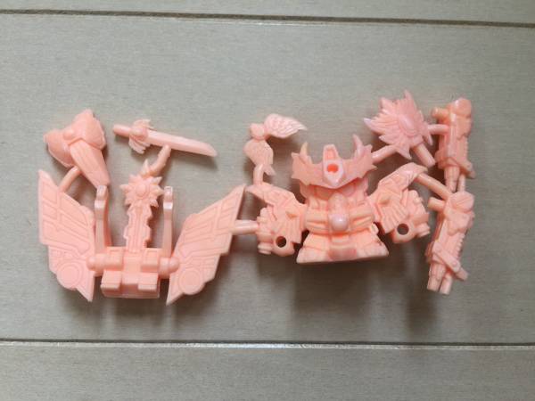 SDガンダム ガン消し 四代目大将軍 未切り 肌色 消しゴム 【公式通販】