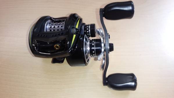 レボLTZ　AE74　レーシングリミテッド７左新品未使用