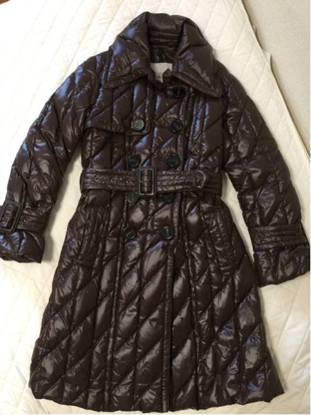 MONCLER女性ダウンコート