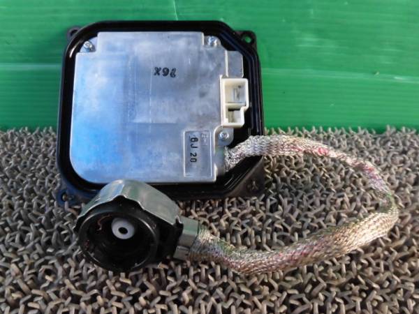 アトレー、Ｓ３２１Ｇ、右ライトバラスト