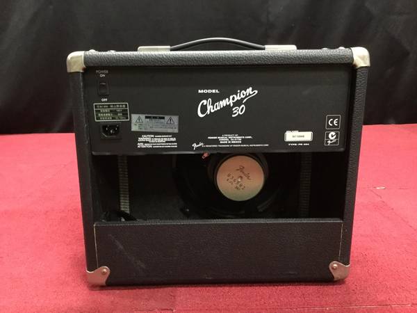 Fender MEXICOのギターアンプ Fender MEXICO CHAMPION30 ギターアンプ☆現状品