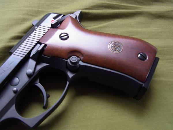 実物 ベレッタ M84 グリップ 木製 チーター PRIME wa M9 メダル