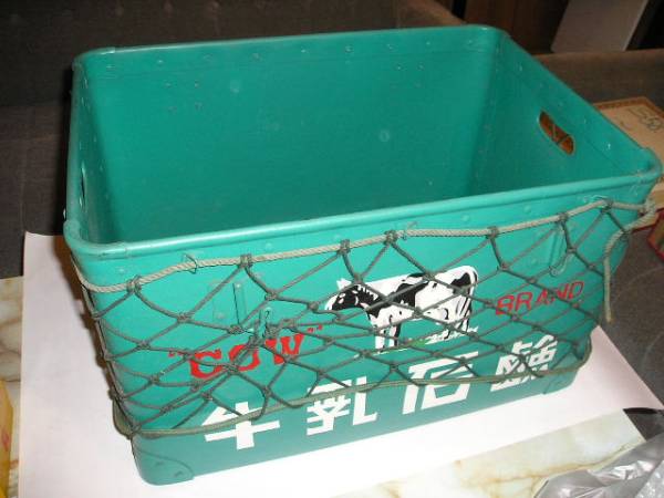 ボテ箱 昭和レトロ 牛乳石鹸 当時物 - 美品 全横52.5㎝⁄スーパーカブ