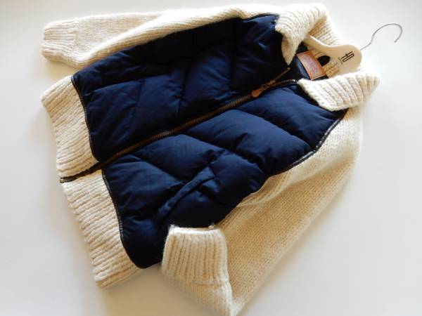 ■売切 LEVI'Sリーバイス オシャレ暖かニット&ダウンジャケットL
