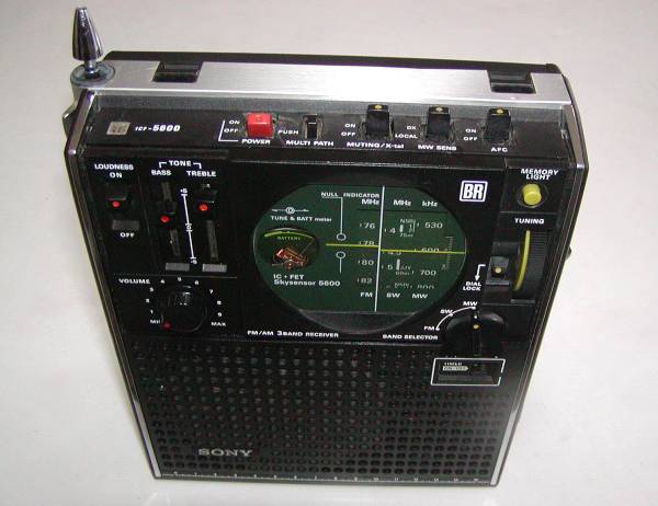 ◆SONY ICF-5600『スカイセンサー』BCL◆受信好調/動作良好◆
