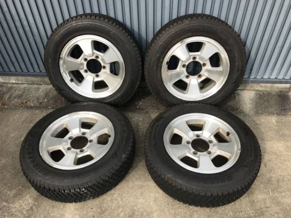 ジムニー純正ホイールとスタッドレス4本セット中古品! ジムニー ホイール タイヤ