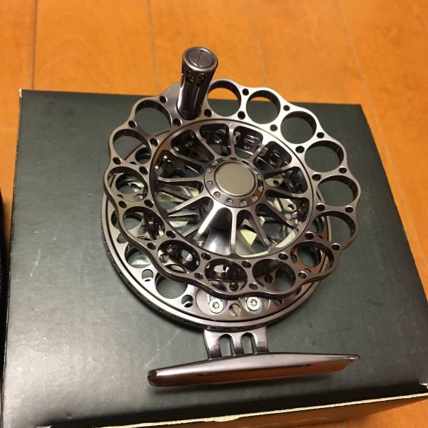 DAIWA ダイワ BJ-85 黒鯛 チヌ タイコリール 落とし込み ヘチ DAIWA