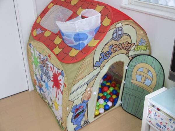 ☆トゥーンタウン あそびと知育のボールハウス ディズニー ☆