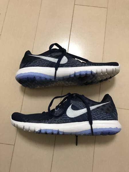 激安セール 23.5㎝ きれい ナイキ FURY スニーカー03