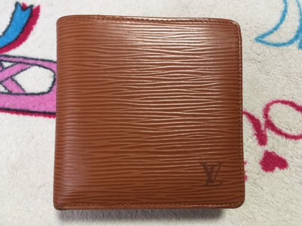 中古美品 ルイヴィトン エピ ポルトフォイユ マルコ ブラウン ○美品