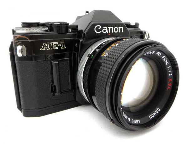 Canon AE-1 キャノン LENS FD 50mm 1:1.4 2ISO-118E