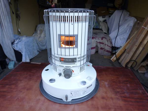 ☆トヨトミ　トヨストーブ　ホワイトクリーン　KSA-105G☆