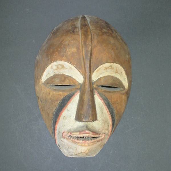 34 アフリカ イボ族 仮面 精霊のマスク 守り神 骨董(彫刻、オブジェ  