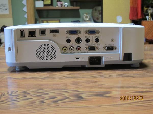 NECのプロジェクター（NP-M260WJL)です。 NEC M260X プロジェクター