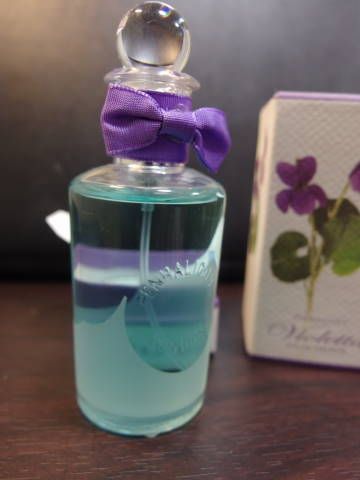 c）ペンハリガン バイオレッタ オードトワレ 50ml 希少廃盤品 ペンハリガン ヴァイオレッタ 50ml 廃盤 ☆ ビューティー、ヘルスケア