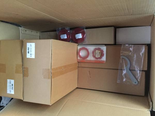 新品未使用 RF3 ステップワゴン用 BLITZ W'sダンパーKIT