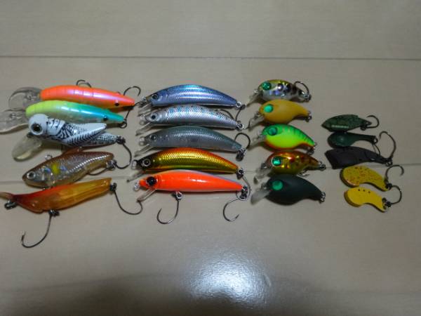 ルアーセット　ドクターミノー他　２０個セット_1