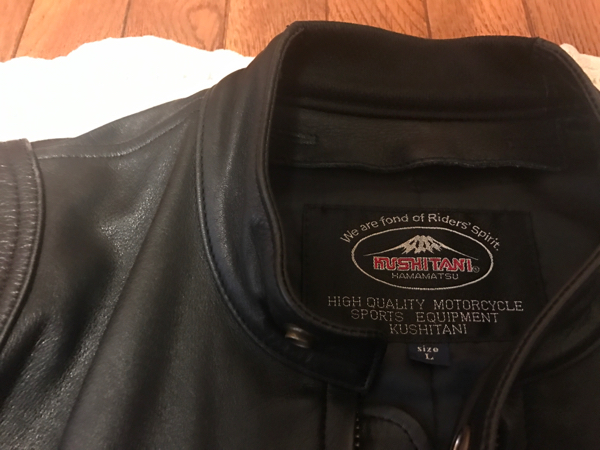 クシタニのexalito革ジャン