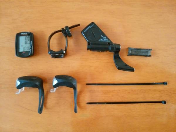 【美品】CATEYE サイコン CC-400DW + 赤白LEDランプ