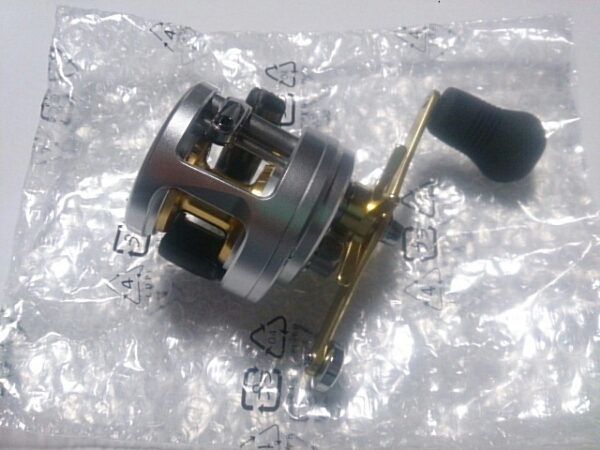 シマノ カルカッタ400F SHIMANO calcutta SHIMANO CALCUTTA CONQUEST