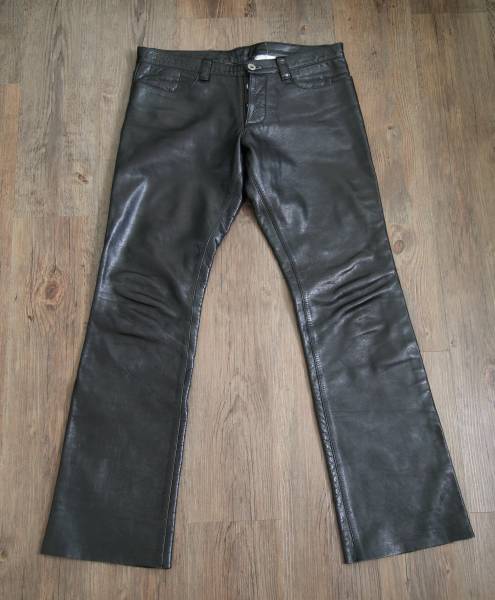 リップヴァンウインクル　レザーパンツ　中古　サイズS　黒