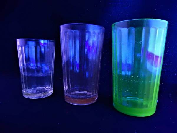 ウランガラス | Yahoo!オークション 「ウランガラス 氷コップ」の落札