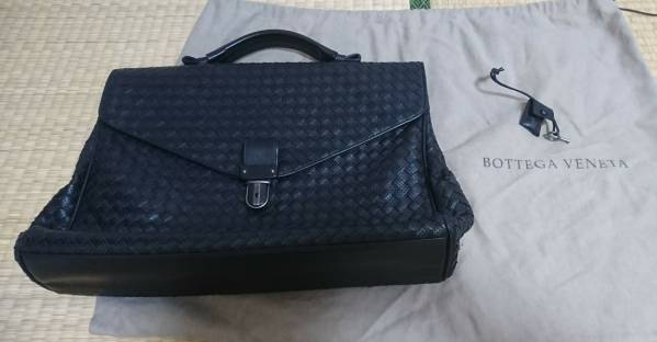 ご新規さま不可 説明熟読願います。本物 BOTTEGA VENETA ボッテガ・ヴェネタ イントレチャート パンチングレザー バッグ カバン 中古
