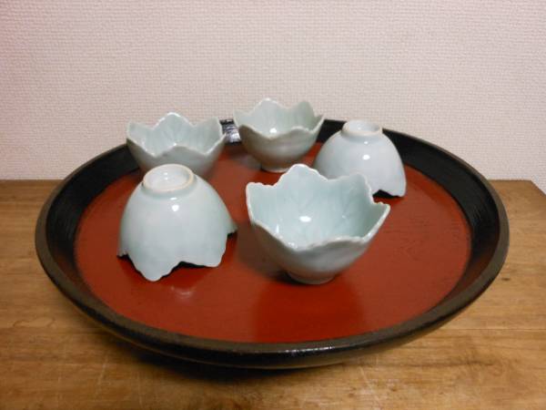 紫田コレクション！ 1700年〜1740 青磁三果文輪花鉢 五客 図録掲載品 C