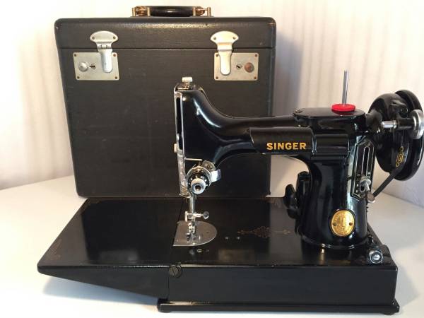 希少/ヴィンテージミシン/SINGER/モデル221-1