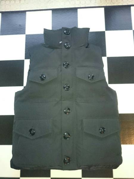 美品 カナダグース CANADA GOOSE モントリオールダウンベスト 国内正規品 M