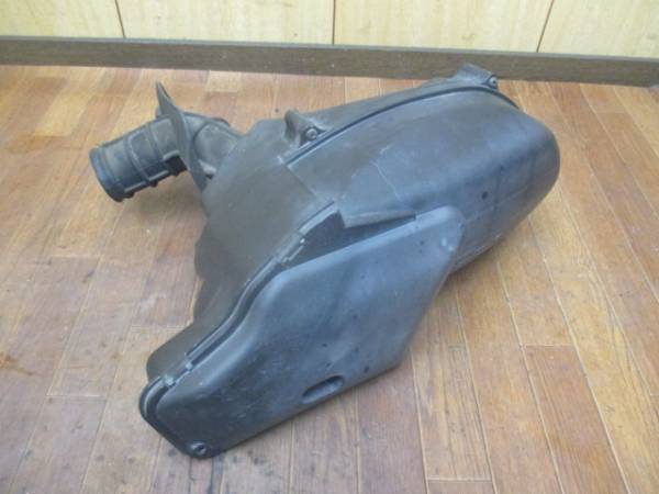 即決中古 マジェスティ250C 36 SG03J エアクリーナーボックス 【公式通販】