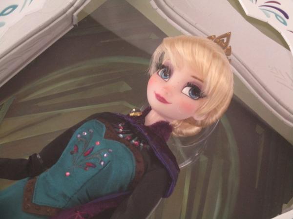 ディズニー 希少 ディズニーストア限定 アナと雪の女王 エルサ