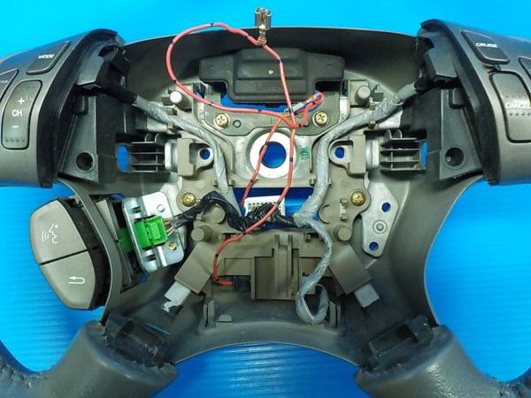 美品エリシオンプレステージ 純正革巻きステアリング 【送料込み】 H16 