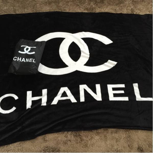ブランケット CHANEL ノベルティ シャネル 毛布 ひざ掛け毛布 クリーム