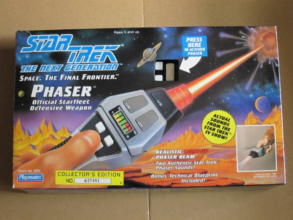 プレイメイツ　THE NEXT GENERATION PHASER　開封品
