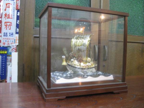 昭和レトロ百貨店】武比古宝船銀製206g置物シルバーガラスケース付