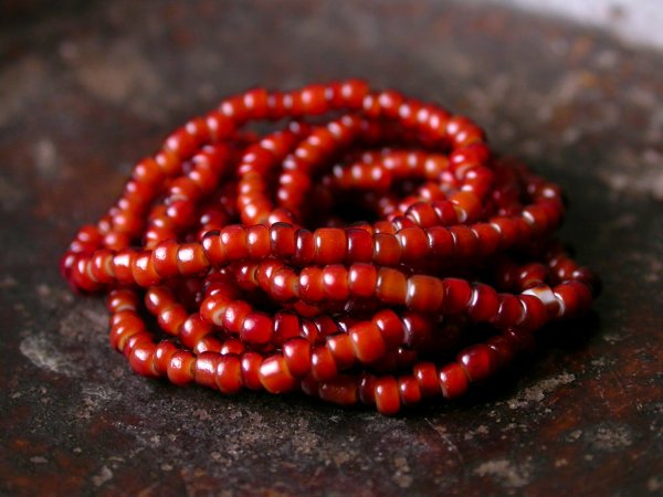 ◆稀少完熟飴色のオールドホワイトハーツ◆ホワイトハートンボ玉