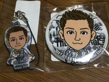 吉野北人 リアルカード 缶バッジ クリアカード クリアチャーム 吉野北人 クリアチャーム - メルカリ