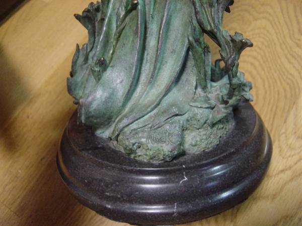 ☆Nick銘入り:花の女神(ブロンズ製，台座:大理石)☆インテリア，美術