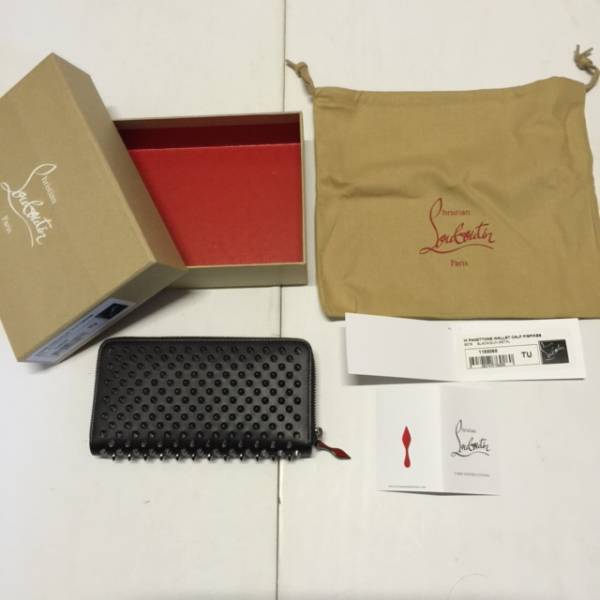 新品未使用CHRISTIAN LOUBOUTINクリスチャンルブタンW PANETTONE WALLET CALF P/SPIKES 1165065 ウォレット