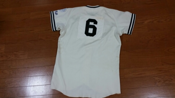 上宮高校 野球部ユニフォーム 実使用 高校野球 背番号6 実使用 サイン入り 売買されたオークション情報 Yahooの商品情報をアーカイブ公開 オークファン Aucfan Com