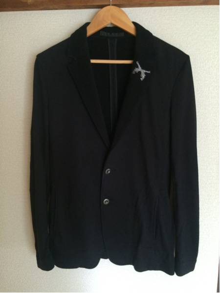 roar ロアーの二丁拳銃スワロフスキー テーラードジャケット ￥40，000